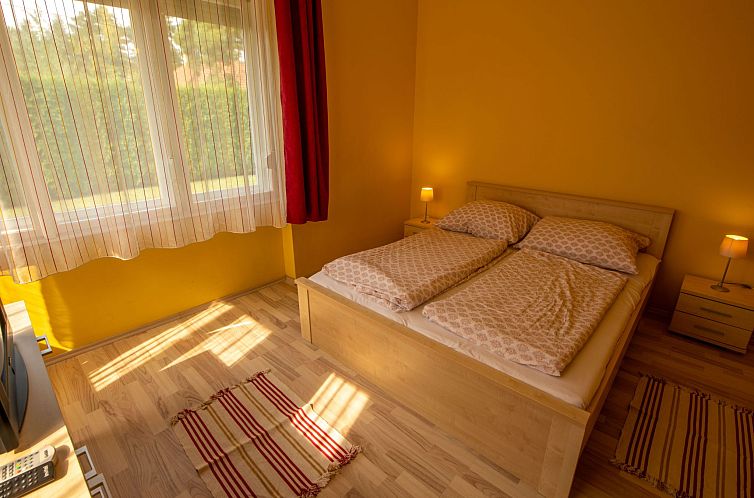 Vakantiehuis Privathaus mit Pool und Garten in Siofok