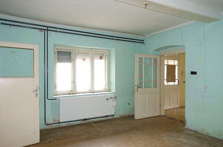 Vrijstaande woning in Szakadát
