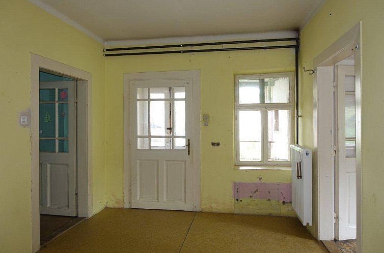 Vrijstaande woning in Szakadát