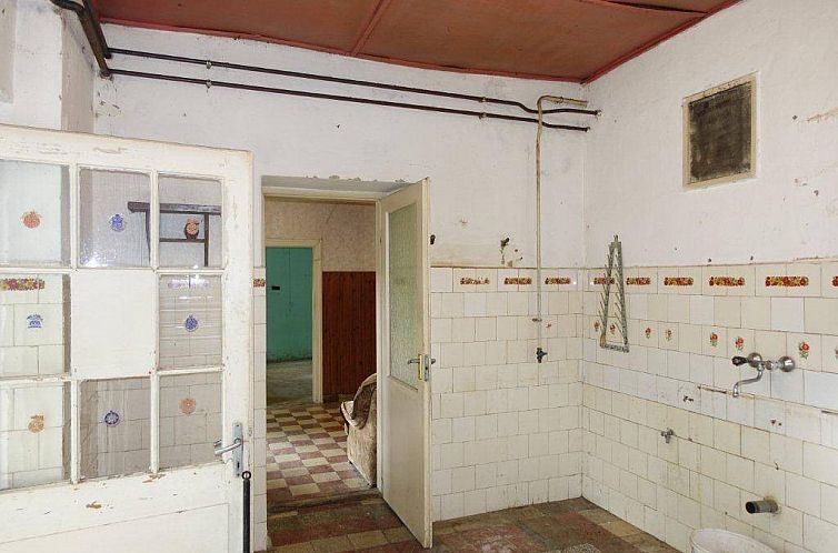Vrijstaande woning in Szakadát