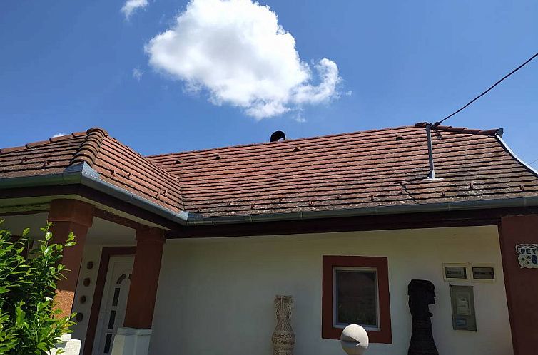 Vrijstaande woning in Alsómocsolád