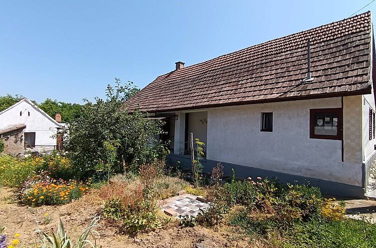 Vrijstaande woning in Alsómocsolád