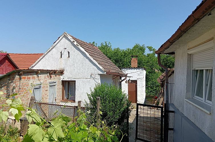 Vrijstaande woning in Alsómocsolád
