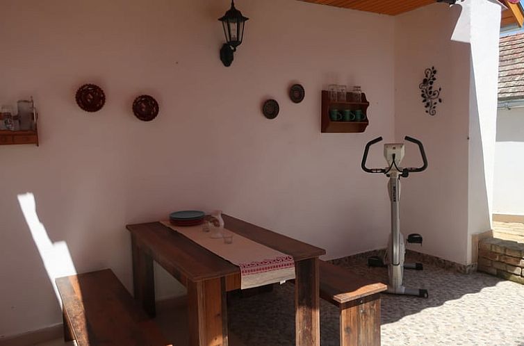 Vakantiehuisje in Döbrököz