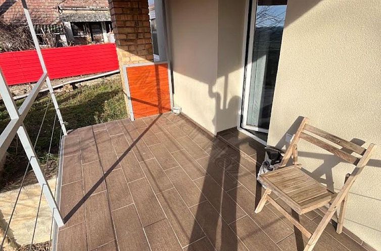 Vrijstaande woning in Döbrököz