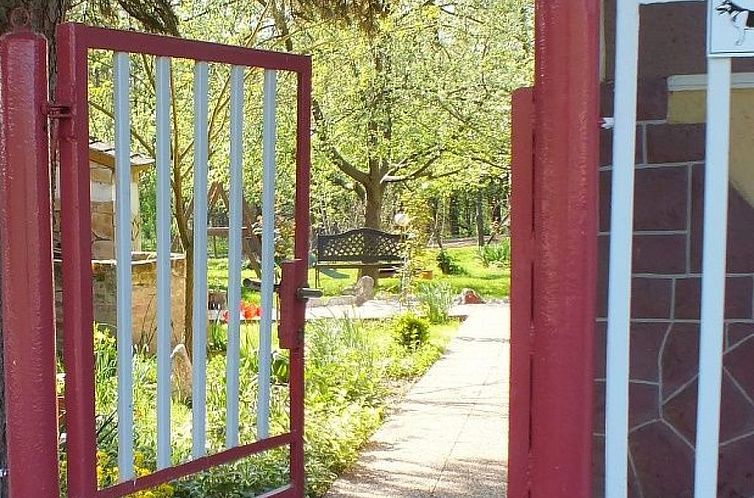 Vakantiehuis in Döbrököz mit privatem Pool