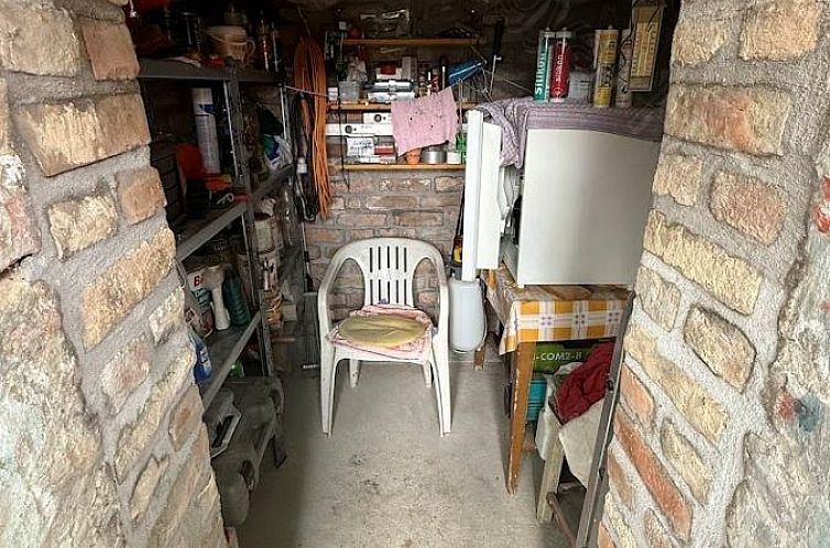 Vrijstaande woning in Döbrököz