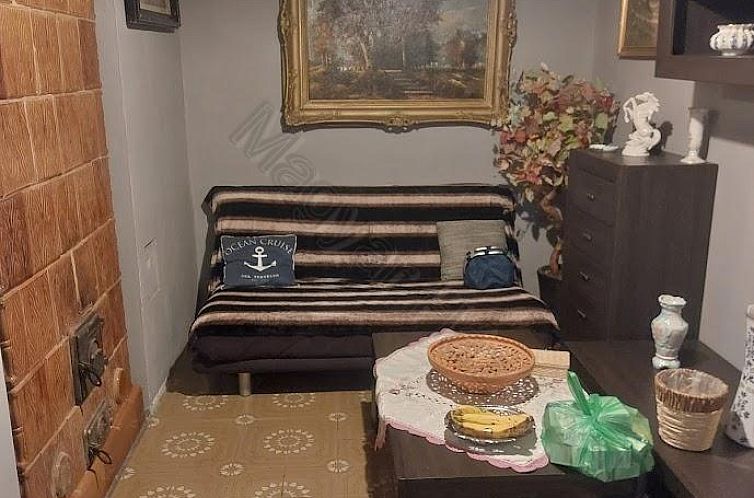 Vrijstaande woning in Döbrököz