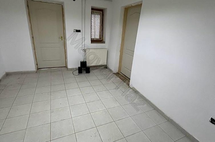 Vrijstaande woning in Döbrököz