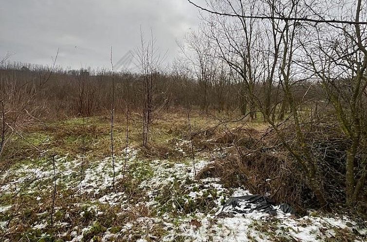 Vrijstaande woning in Döbrököz