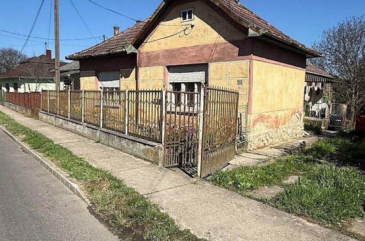 Vrijstaande woning in Nagykónyi