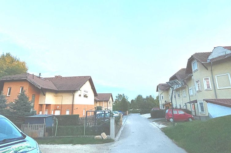 Vrijstaande woning in Etyek