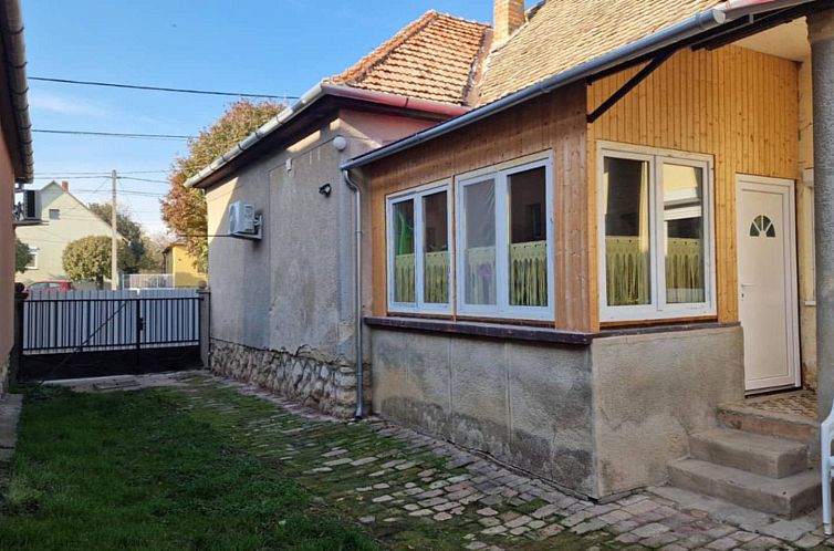 Vrijstaande woning in Egerág