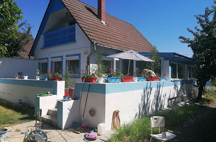 Guest house 0743402 - Holiday property Transdanubie - Vrijstaande woning in Bár
