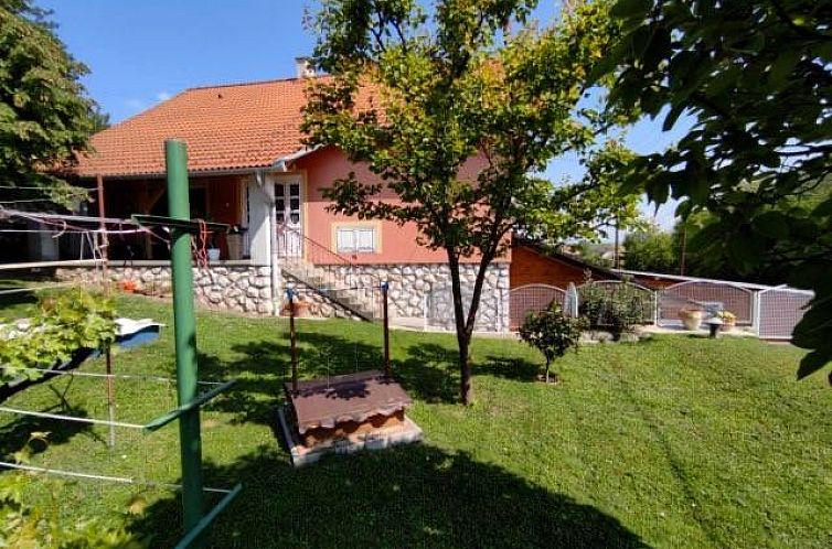 Vrijstaande woning in Bár