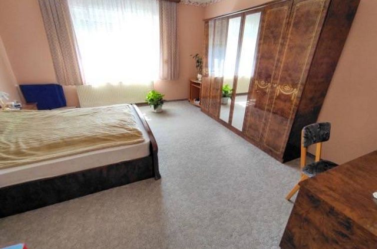 Vrijstaande woning in Bár