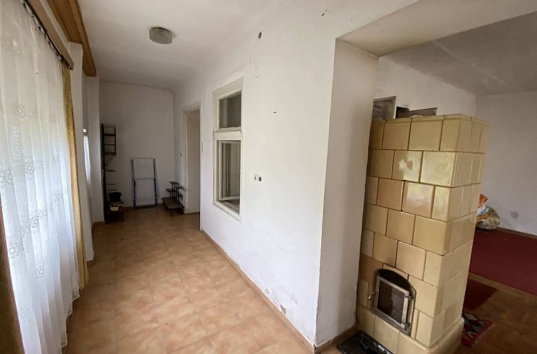 Vrijstaande woning in Kéty