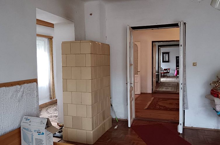 Vrijstaande woning in Kéty