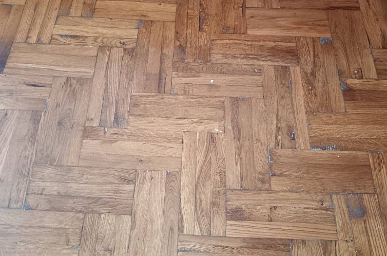 Vrijstaande woning in Kéty