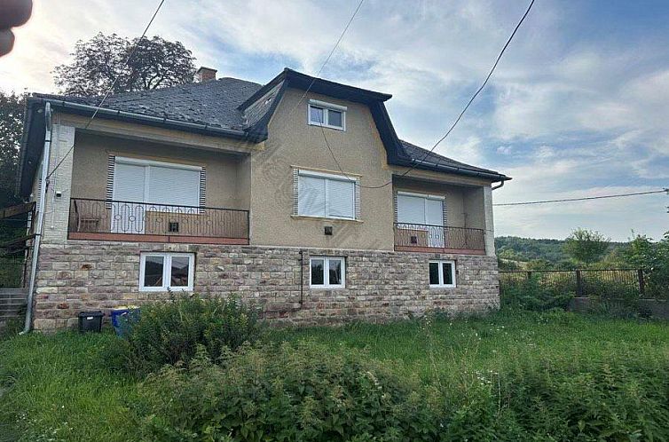 Vrijstaande woning in Csernely