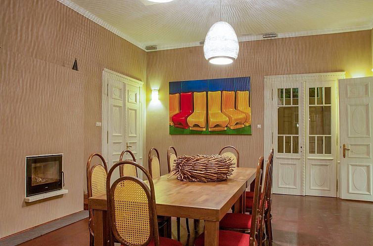 Vrijstaande woning in Irota