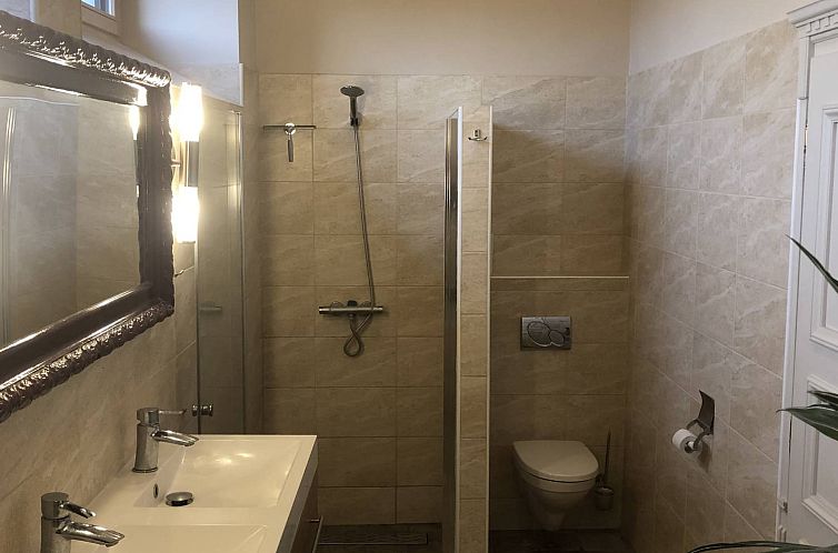 Vrijstaande woning in Irota