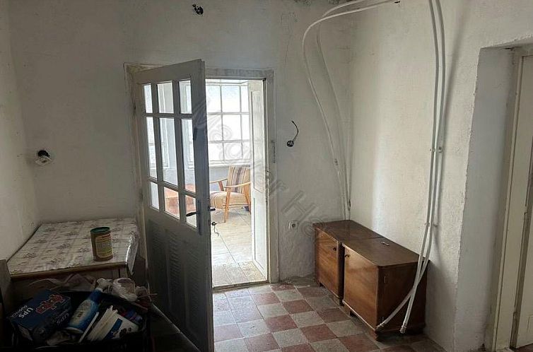 Vrijstaande woning in Irota