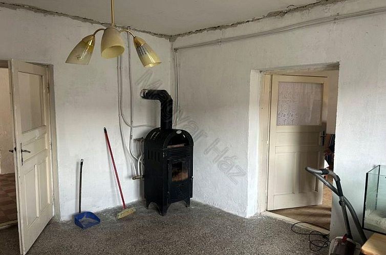 Vrijstaande woning in Irota