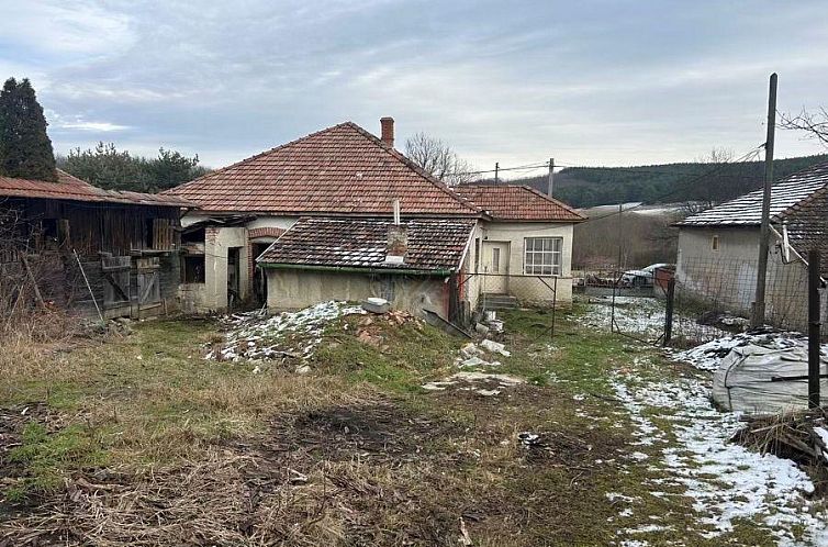 Vrijstaande woning in Irota