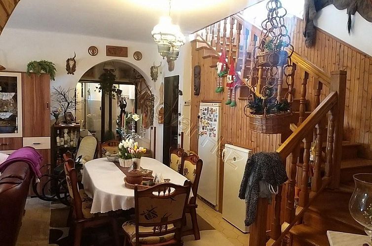 Vrijstaande woning in Vadna