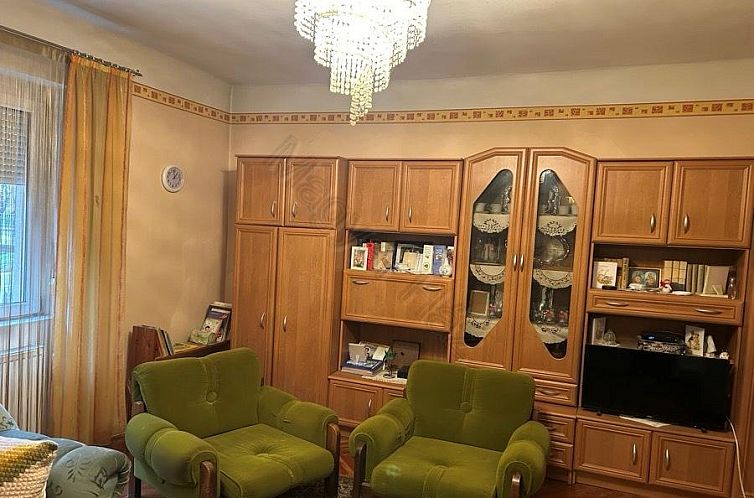 Vrijstaande woning in Eger