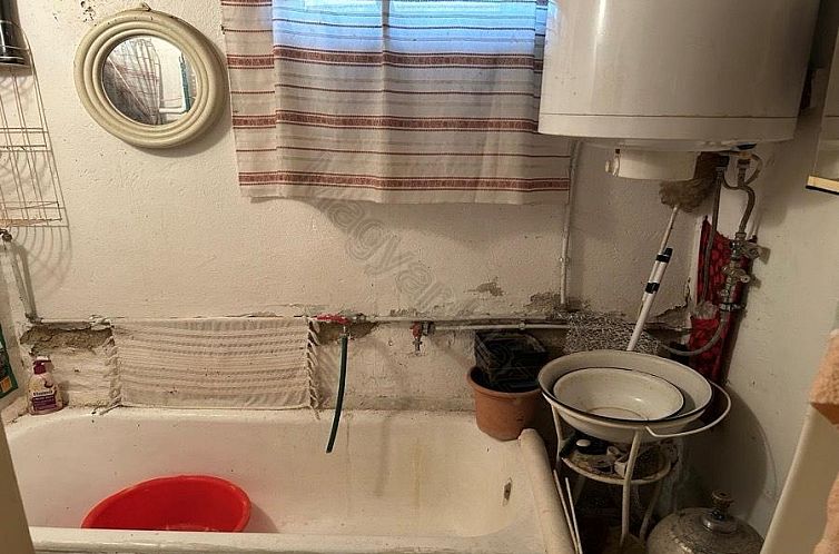 Vrijstaande woning in Eger