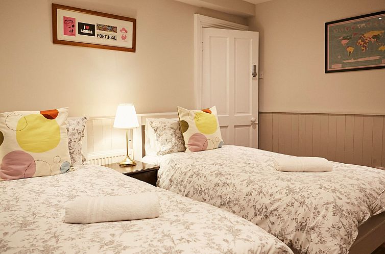 Vakantiehuis Gemütliches Haus für 10 Personen Stadt 15 Min