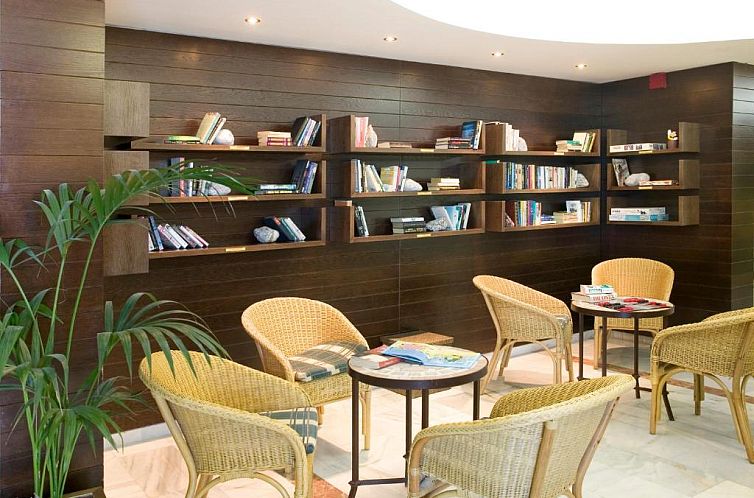 Sunset Beach Club Hotel Apartments
