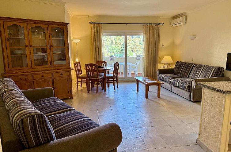 Kingfisher Apartments Benal Beach