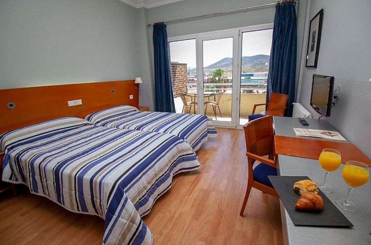 Hotel Azar