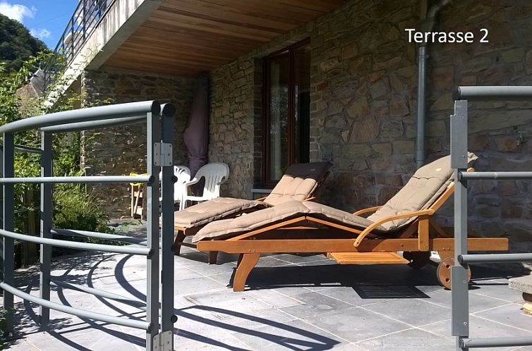 Woning met uitzicht op rivier Semois en Bohan (Ardennen)