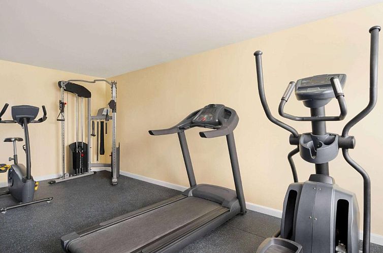 Days Inn by Wyndham Middletown/Newport Area