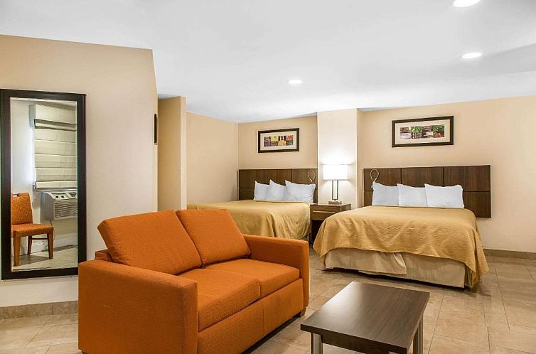 Quality Inn and Suites Newport - Middletown