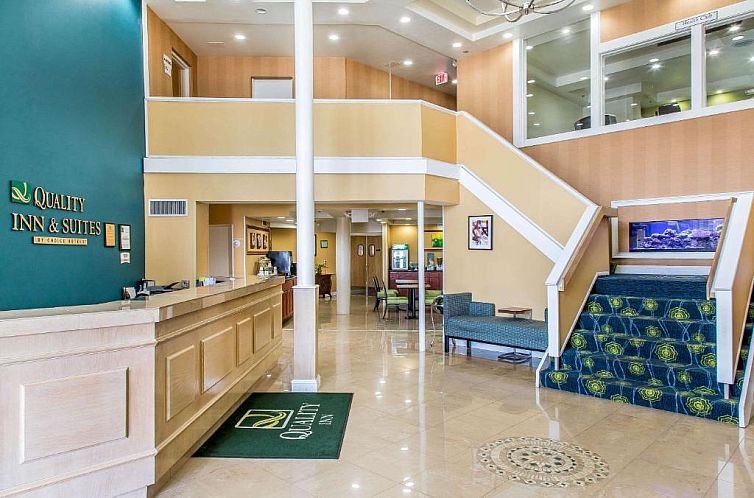 Quality Inn and Suites Newport - Middletown