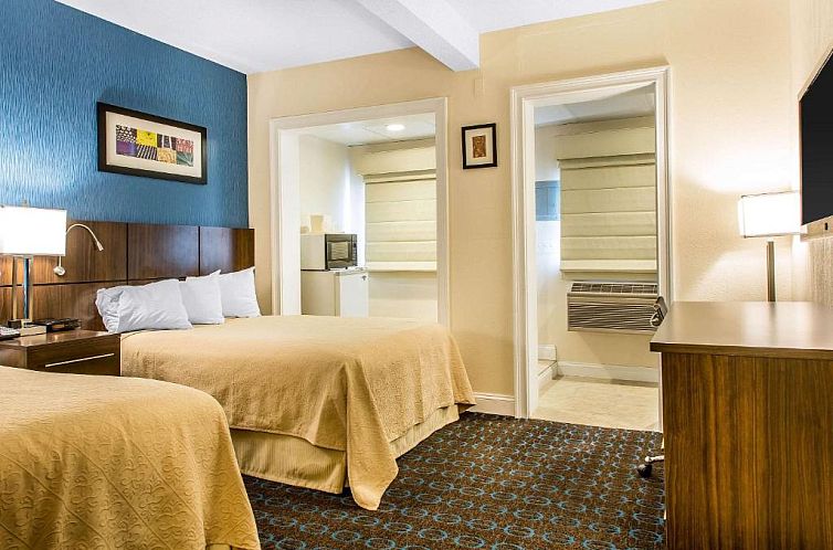 Quality Inn and Suites Newport - Middletown