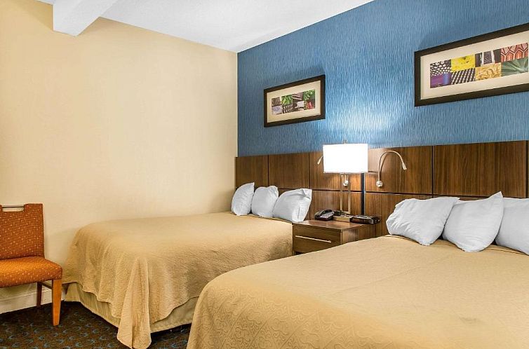Quality Inn and Suites Newport - Middletown