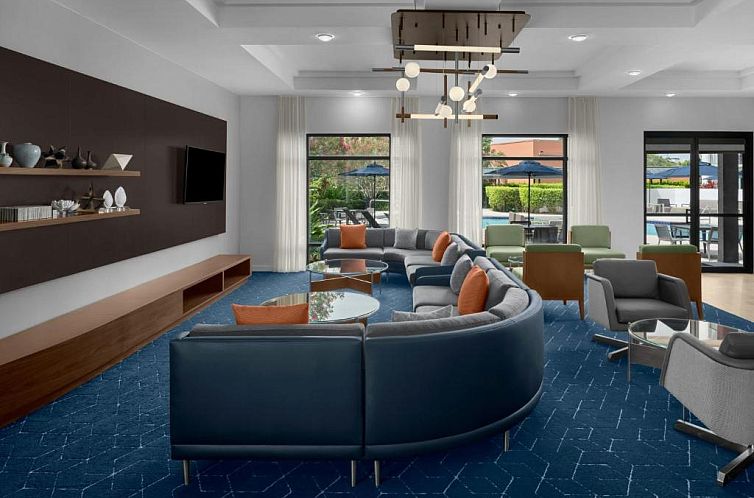 Courtyard by Marriott Fort Lauderdale East / Lauderdale-by-t