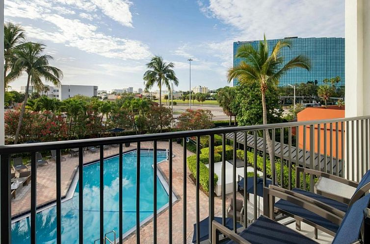 Courtyard by Marriott Fort Lauderdale East / Lauderdale-by-t