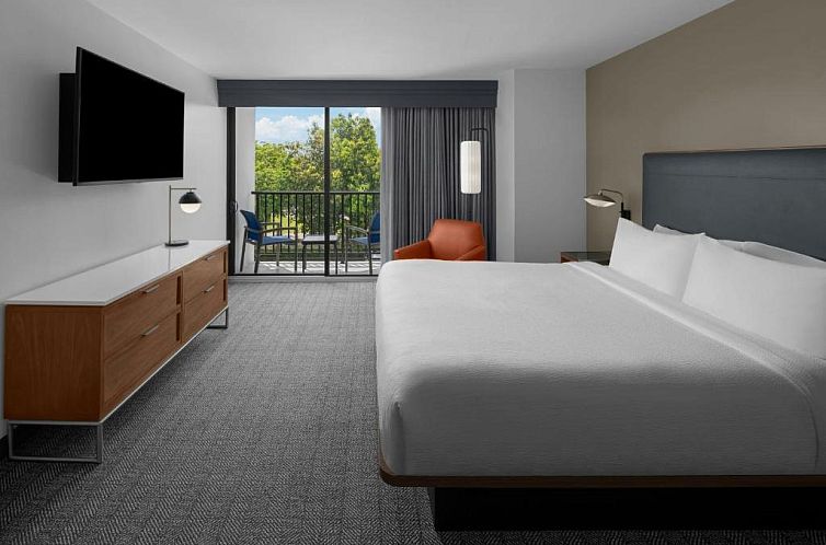 Courtyard by Marriott Fort Lauderdale East / Lauderdale-by-t