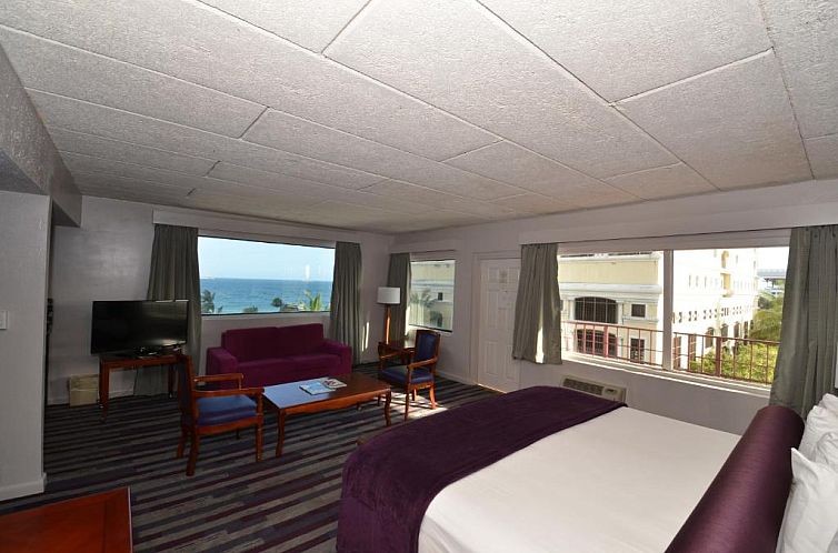 Sea Club Ocean Resort