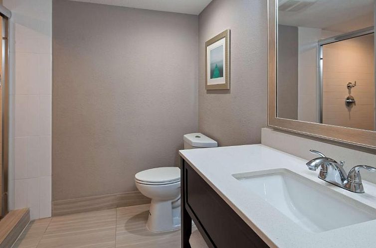 Best Western Plus Oceanside Inn