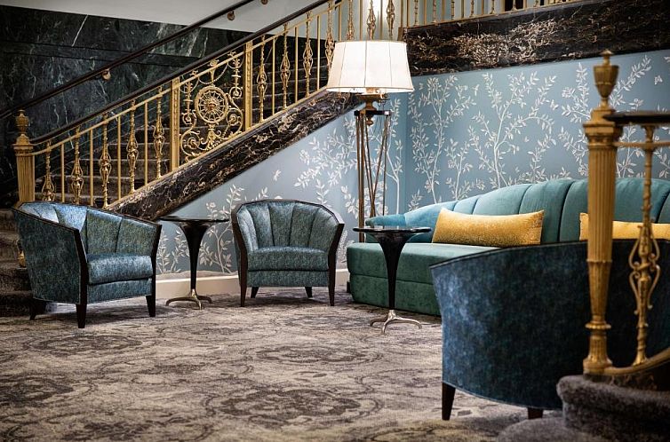 Amway Grand Plaza Hotel, Curio Collection by Hilton