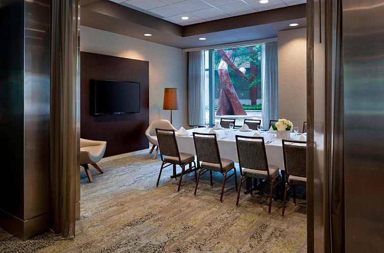 Courtyard Grand Rapids Downtown