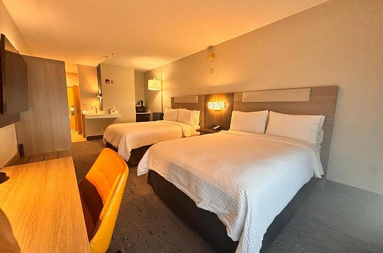 Holiday Inn Express Berkeley, an IHG Hotel